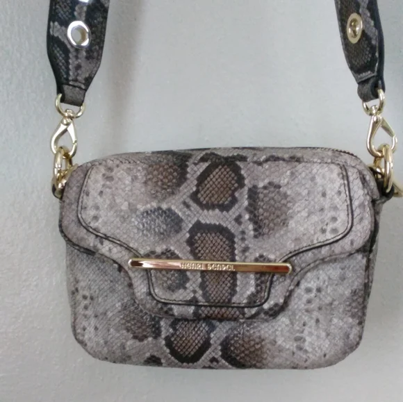 Henri Bendel Rare Snakeskin Convertible Handbag - Picture 13 of 13